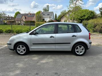 VW polo 1.2 benzine / 99.000km / 1ste eig / blanco gekeurd, Auto's, Voorwielaandrijving, Stof, Overige kleuren, 5 deurs
