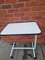 Bijzettafel. Bedtafel, Ophalen