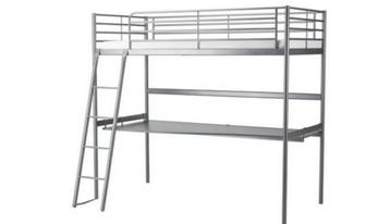Lit en hauteur avec bureau ikea beschikbaar voor biedingen
