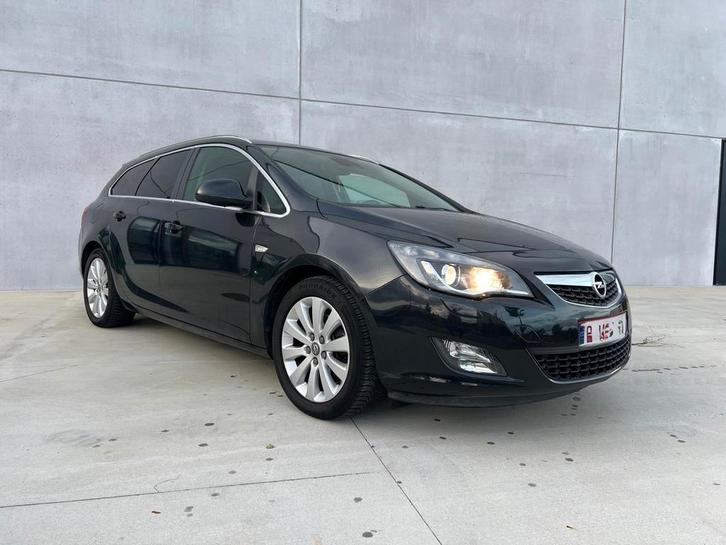 Opel Astra 2012 EURO5 GVV, Auto's, Opel, Particulier, Astra, ABS, Adaptieve lichten, Adaptive Cruise Control, Airbags, Airconditioning
