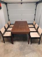 Retro tafel en stoelen, Ophalen