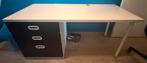 Bureau Ikea avec LED auto-installées, Enlèvement ou Envoi, Utilisé, Bureau