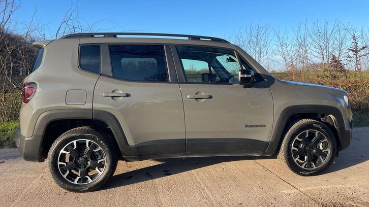 Jeep Renegade Renegade PHEV 1.3 T4 AWD Upland DDCT (EU6.4) T, Auto's, Jeep, Particulier, Te koop, Renegade, 4x4, ABS, Achteruitrijcamera