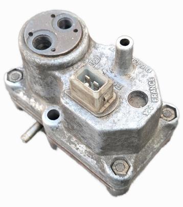 Régulateur d'échauffement Mercedes Benz Bosch/WUR 0438140057, Enlèvement ou Envoi, Utilisé, Mercedes-Benz