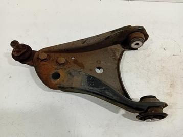 BRAS DE SUSPENSION AVANT GAUCHE (TRIANGLE) Twingo II (CN), Utilisé, Renault