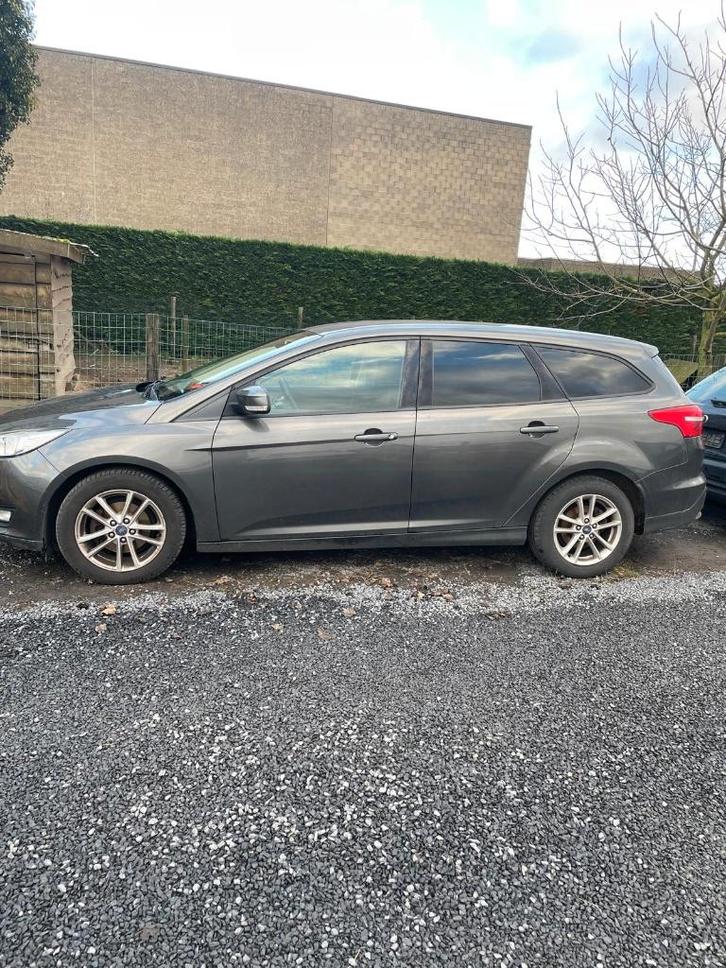 ford focus, Auto's, Ford, Particulier, Focus, ABS, Airbags, Airconditioning, Bluetooth, Boordcomputer, Centrale vergrendeling
