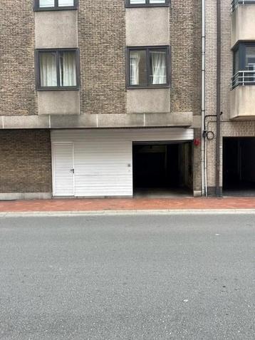 Garage te huur in Knokke-Heist, 1 slpk beschikbaar voor biedingen