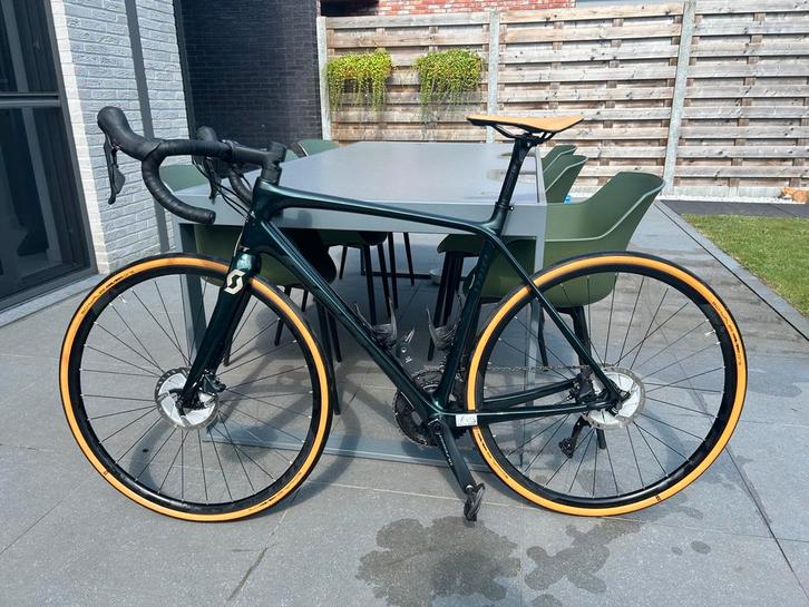 Scott addict 10 disc 2020 -Maat 54, Vélos & Vélomoteurs, Vélos | Vélos de course, Comme neuf, Hommes, Carbone, Enlèvement