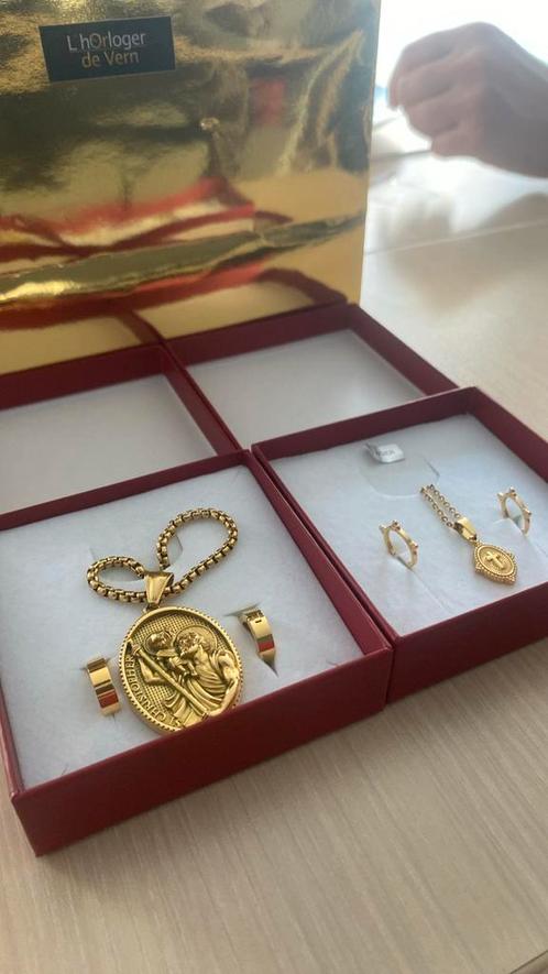 Bijoux collier Homme et Femme (acier inoxydable), Handtassen en Accessoires, Manchetknopen, Zo goed als nieuw, Ophalen
