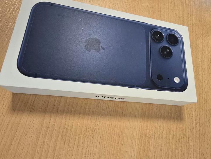Apple iPhone 17 Pro Max, Télécoms, Téléphonie mobile | Apple iPhone, Neuf, 256 GB, Sans abonnement, Autres modèles, Bleu, Enlèvement ou Envoi