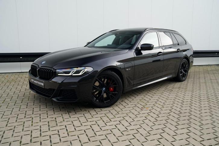 BMW 530e TOURING | M-PAKKET | PANO | TREKHAAK | H&K | BTW, Auto's, BMW, Bedrijf, Te koop, 5 Reeks, ABS, Achteruitrijcamera, Adaptieve lichten