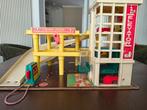 Vintage garage 930 Fisher price jaren 70, Kinderen en Baby's, Speelgoed | Fisher-Price, Ophalen of Verzenden, Gebruikt, Speelset