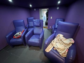 5 manuele paarse relaxstoelen/fauteuils/zetels beschikbaar voor biedingen