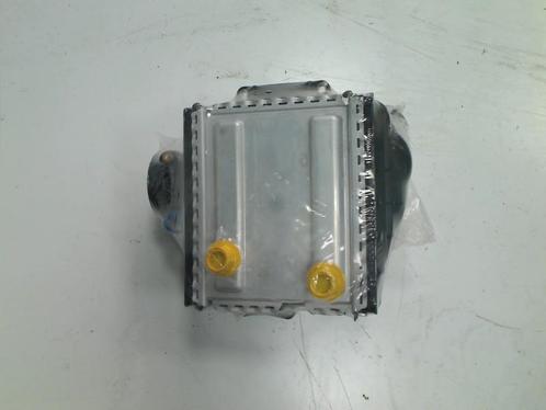 INTERCOOLER Mercedes-Benz C (W205) (A65110901800), Auto-onderdelen, Airco en Verwarming, Mercedes-Benz, Gebruikt