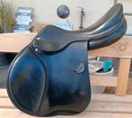 Amerigo Vega springzadel 18 inch, Dieren en Toebehoren, Paarden en Pony's | Zadels, Ophalen, Gebruikt, Springen