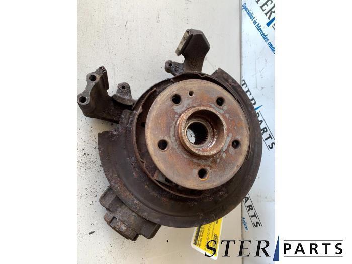 Fusee links-achter van een Mercedes ML-Klasse, Auto-onderdelen, Ophanging en Onderstel, Mercedes-Benz, Gebruikt, 3 maanden garantie