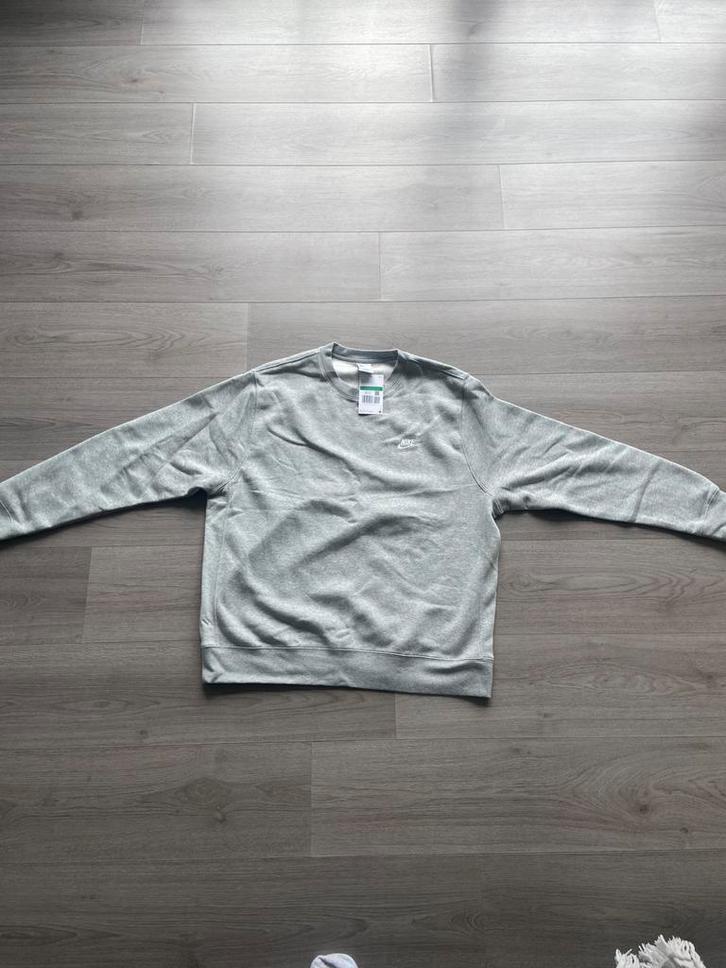 Nike grijze sweater / trui met logo – nieuw maat XL, Kleding | Heren, Truien en Vesten, Nieuw, Maat 56/58 (XL), Grijs, Ophalen