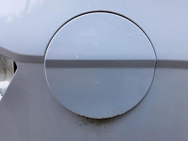 TANKKLEP Skoda Fabia III (NJ3) (01-2014/06-2021), Auto-onderdelen, Carrosserie, Skoda, Gebruikt