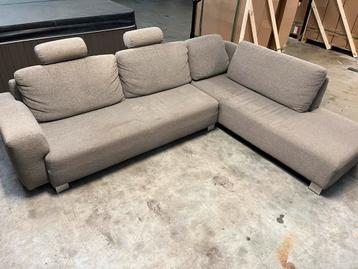 Hoekzetel beschikbaar voor biedingen