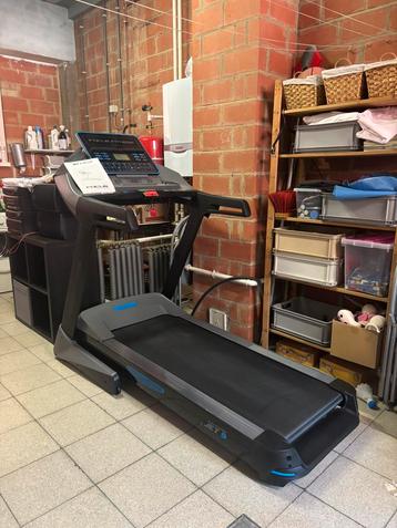 Loopband Focus fitness Jet 9 iPlus beschikbaar voor biedingen
