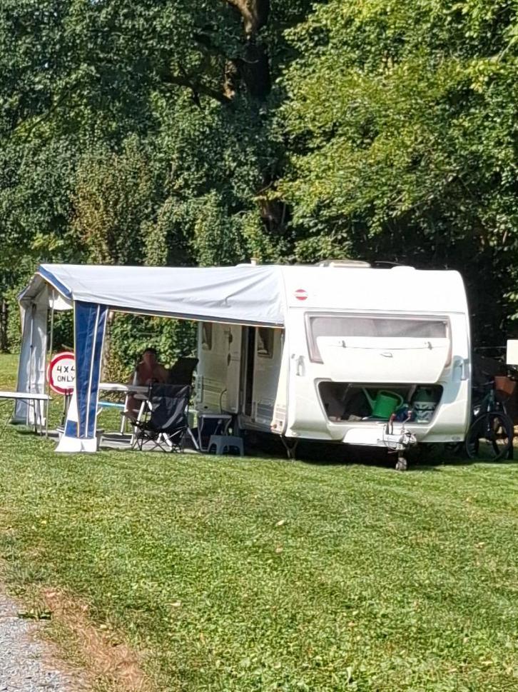 Burtner caravan, Caravans en Kamperen, Caravans, Particulier, tot en met 4, 1000 - 1250 kg, Bürstner, Frans bed, Omvormbare zithoek