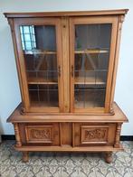 Eetplaats, ook apart te koop., Ophalen