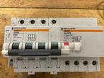 Bloc disjoncteur différentiel 25A 300mA, Comme neuf, Autres types