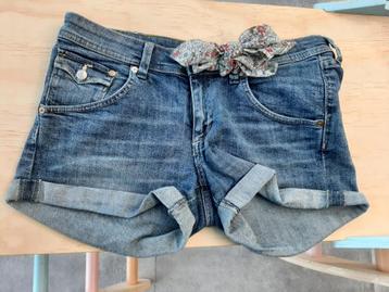 Jeans short maat 40