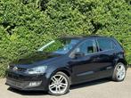 Volkswagen Polo sedan 1.2 TDi+TOIT OUVRANT+NAVI+AIRCO+SIEG C, Auto's, Euro 5, Stof, 1199 cc, Zwart