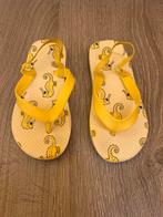 Gele slippers maat 30, Kinderen en Baby's, Kinderkleding | Schoenen en Sokken, Gebruikt, Ophalen of Verzenden