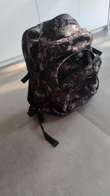 Eastpak grote rugzak met laptopvak en 2 vakken. 33 L