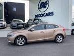 Volvo V40 T2 Navigatie, Auto's, Volvo, Euro 5, Zwart, https://public.car-pass.be/vhr/a07a136b-a850-4e36-945f-358710092e8c, 5 deurs