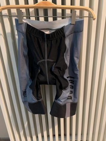 Fietsbroek heren beschikbaar voor biedingen