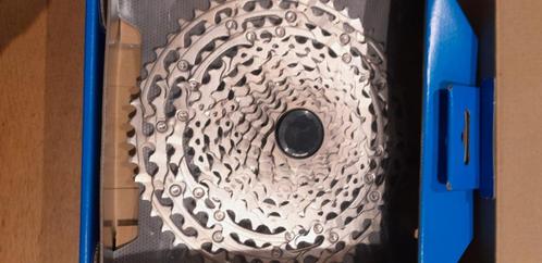 MTB cassette 10-51T Shimano CS-M6100 Nieuw in verpakking, Fietsen en Brommers, Fietsonderdelen, Nieuw, Mountainbike, Ophalen
