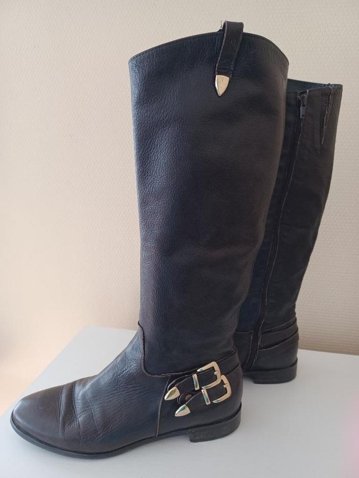 Donker bruine lederen laarzen - mt 40, Kleding | Dames, Schoenen, Gedragen, Hoge laarzen, Bruin, Ophalen of Verzenden