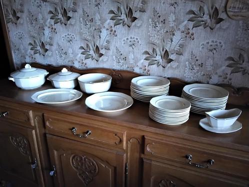 Boch - Service de table vintage complet, Antiek en Kunst, Antiek | Servies compleet, Ophalen