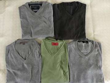 5 V-hals truien heren maat LARGE aan 5 € per trui beschikbaar voor biedingen