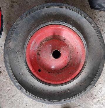 Roue pleine pour brouette, Enlèvement, Utilisé