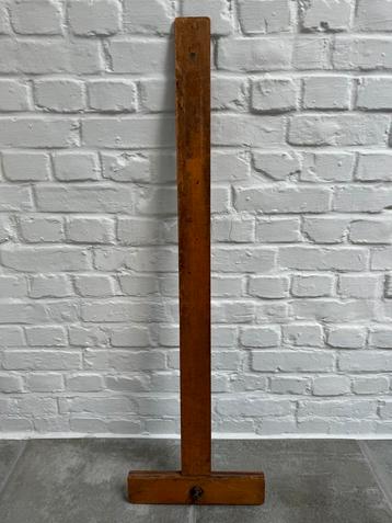 Vintage houten tekenlat 80cm beschikbaar voor biedingen