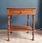 Nachtkast / Bijzettafel, Ophalen, Zo goed als nieuw, Rechthoekig, Hout