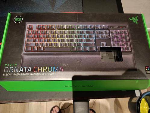 RAZER ORNATA CHROMA, Informatique & Logiciels, Claviers, Utilisé, Azerty, Filaire, Clavier gamer, Enlèvement