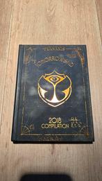 Tomorrowland - muziek en boek - collectie, Boeken, Ophalen of Verzenden, Zo goed als nieuw