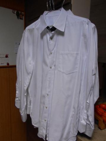 Witte hemden XL / 5€ 't stuk / 3 voor 10 €, Kleding | Heren, Overhemden, Ophalen of Verzenden, Zo goed als nieuw, Wit