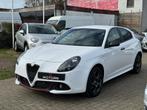 Alfa Giulietta // 2020 // 1.4 essence, Alcantara, Achat, Hatchback, Blanc