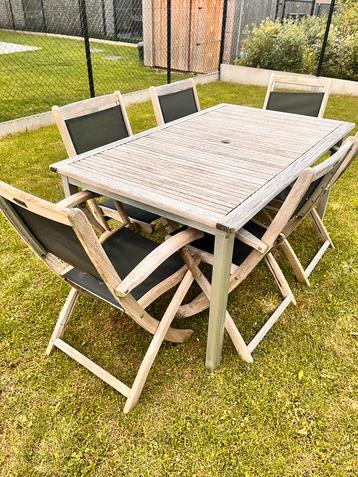 tuintafel beschikbaar voor biedingen