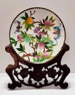 Cloisonne schotel op houten standaard., Ophalen of Verzenden