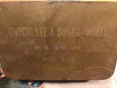 1943 chocolate & boiled sweats, Verzamelen, Militaria | Tweede Wereldoorlog, Landmacht, Overige typen, Ophalen of Verzenden