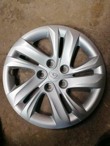 Enjoliveur hyundai 16 pouces beschikbaar voor biedingen