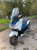 Honda / Forza / 125 CC / 2015 / GPS / Handvatverwarming, Handvatverwarming, Scooter, Particulier, 125 cc