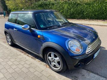 MINI COOPER AUTOMATIC 1.6i 